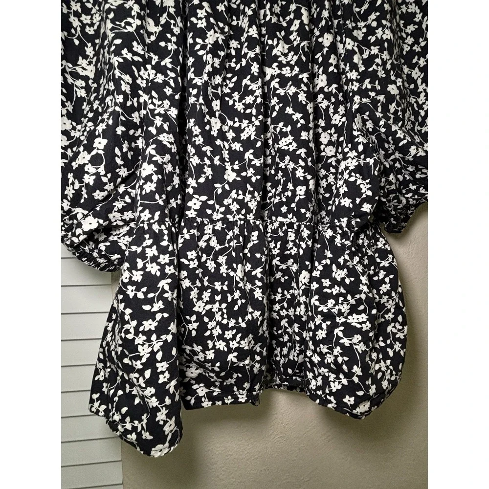 Old Navy Women's 3X Black White Floral Puff Sleeve Peplum Blouse Plus Size